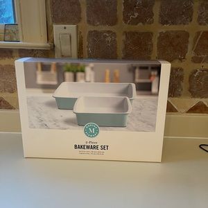 NEW in box  Martha Stewart two piece two tone bakeware set